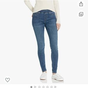 Amazon Essentials Women's Stretch Pull-On Jegging Size 12 NWT Medium Wash